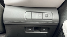 Hyundai SANTA FE 1.6 TGDi Plug-in Hybrid Ultimate 5dr 4WD Auto Estate